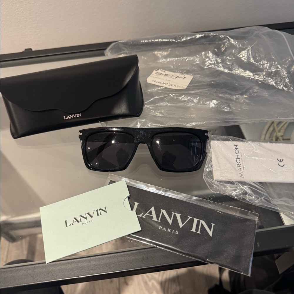 Lanvin Elegant Black Sunglasses
